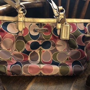 Authentic coach mid sized purse